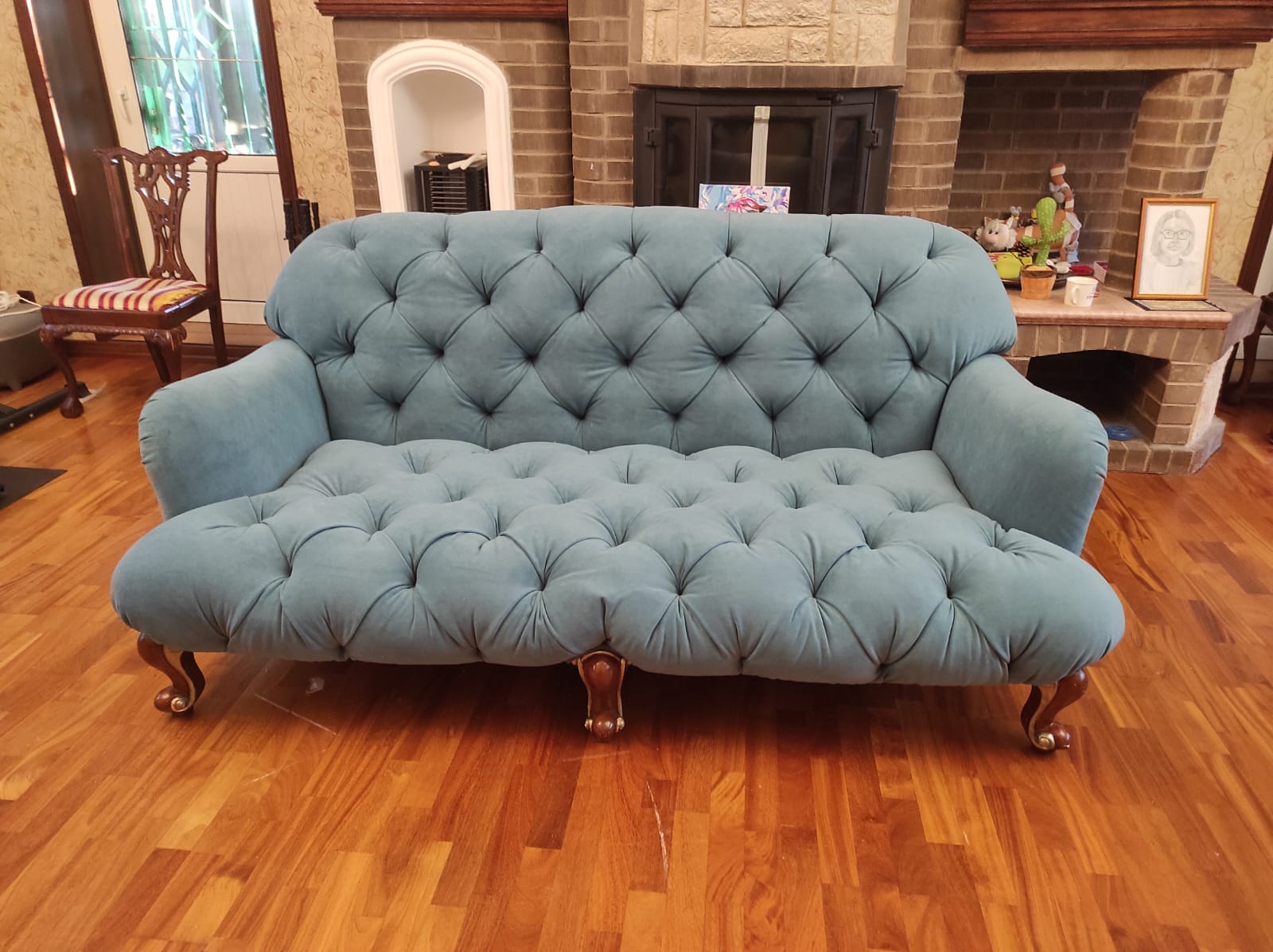 Перетяжка дивана. Белоомут